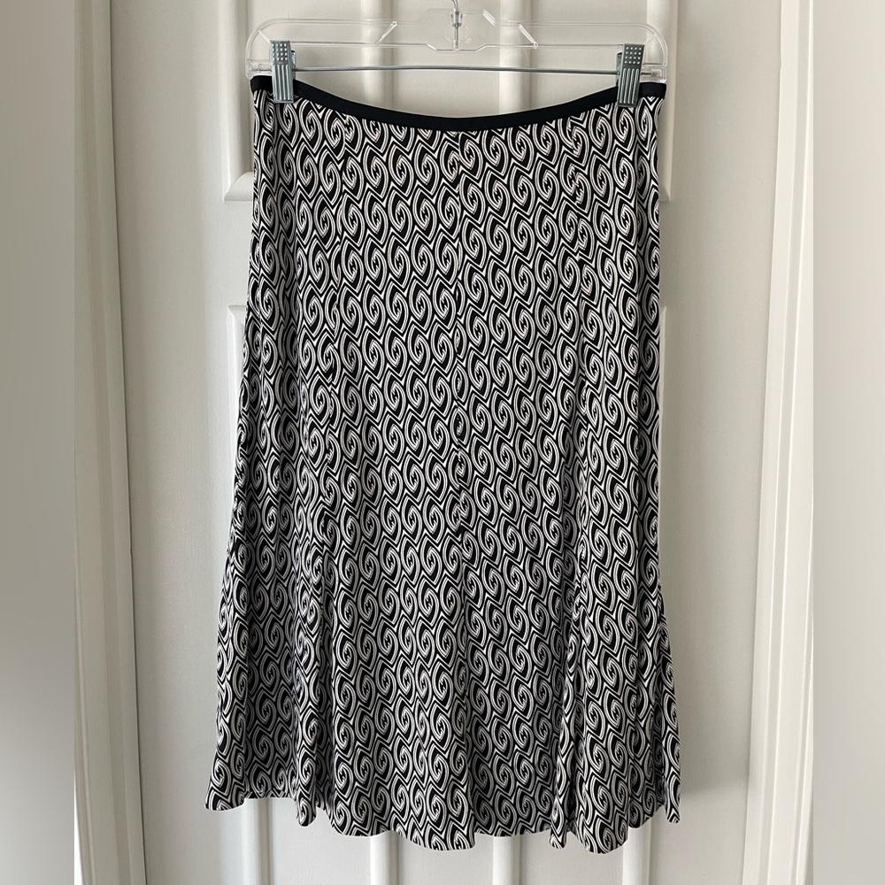 Diane vonFurstenberg Black and White A-Line Midi Skirt